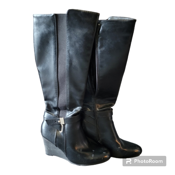 Black Wedge Boots - Picture 2 of 5